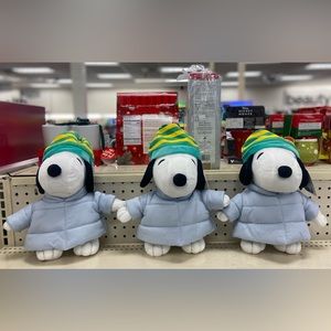Snoopy Puffer Jacket 2023 Peanuts CVS Christmas Holiday Plush - Brand Ne…